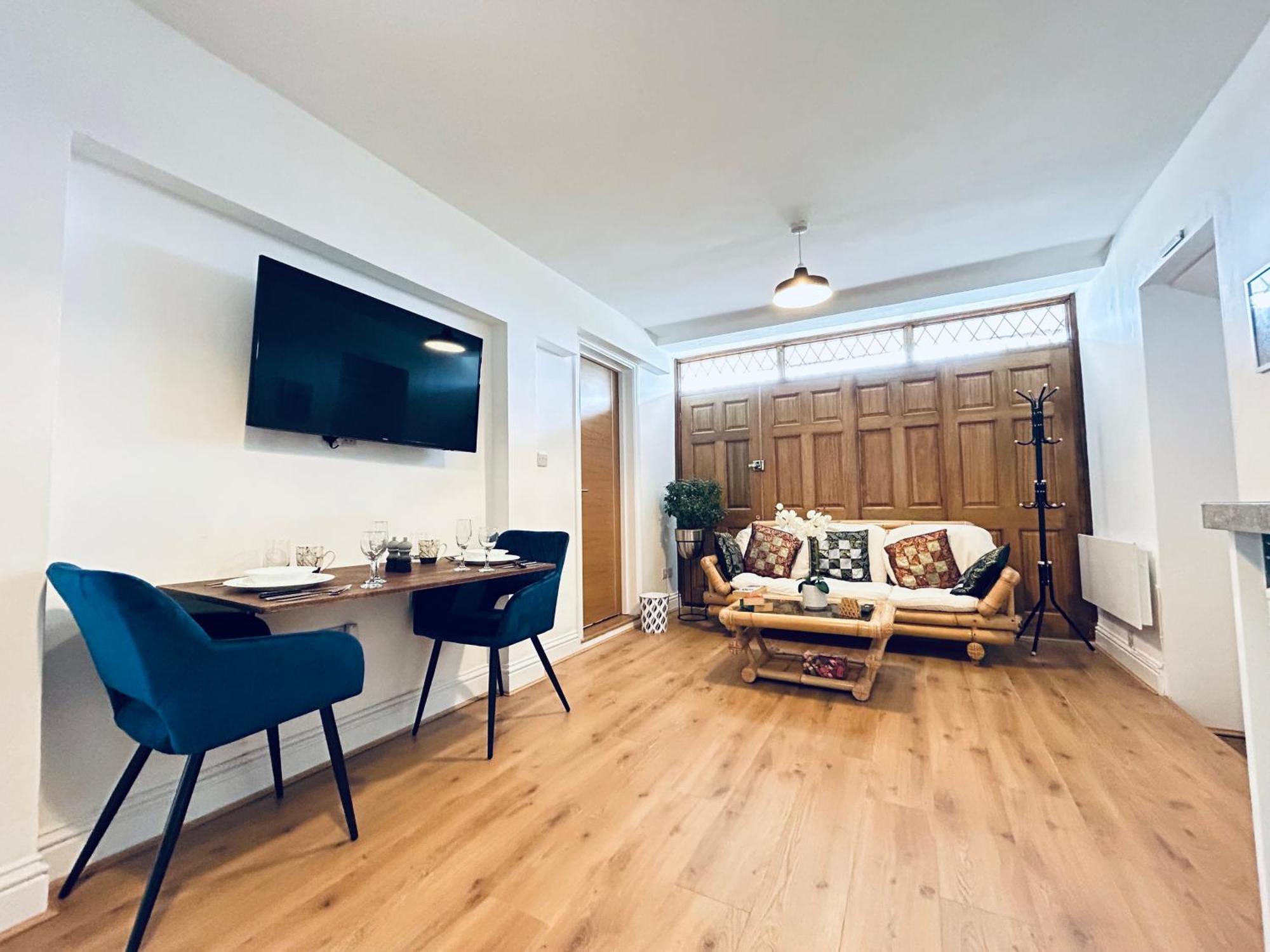 Private 2 Bed Guest House - Van Parking, M25 & A1 Connections Potters Bar Luaran gambar